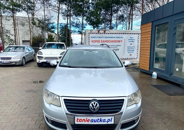 Volkswagen Passat cena 11990 przebieg: 365935, rok produkcji 2006 z Brzeziny małe 29